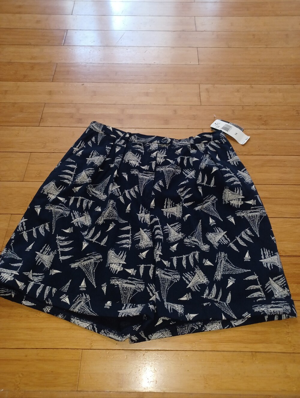 Lauren Ralph Lauren Navy High-Waisted Sailboat Shorts Pleated